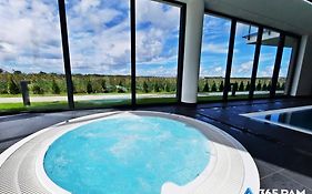 365PAM Westin House LUX - BASEN, JACUZZI, SAUNA, SIŁOWNIA, PLAC ZABAW W CENIE